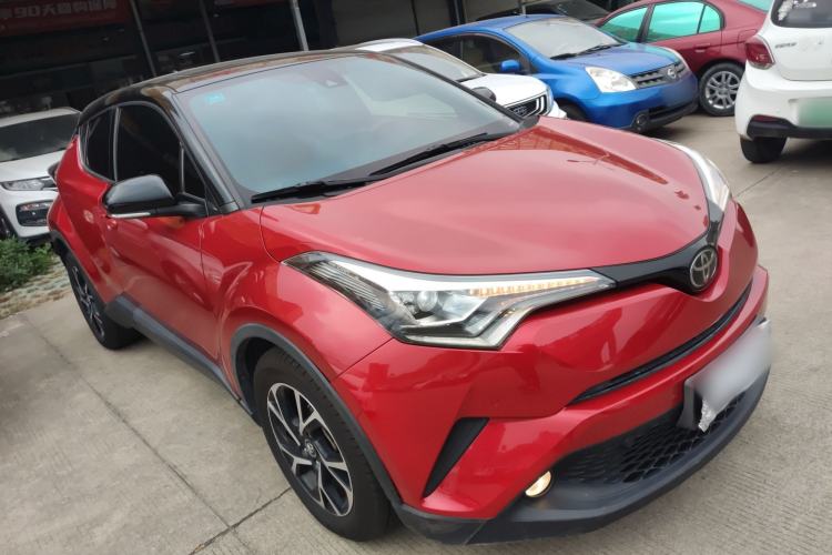Used Toyota C-HR 2018 2.0L Luxury Sunroof Version China VI Standard
