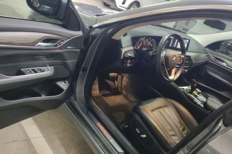 Used BMW 6 Series GT 2018 630i Luxury Design Package
