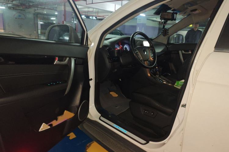 Used Chevrolet Captiva 2014 2.4L 4x4 Flagship Edition 7 Seats
