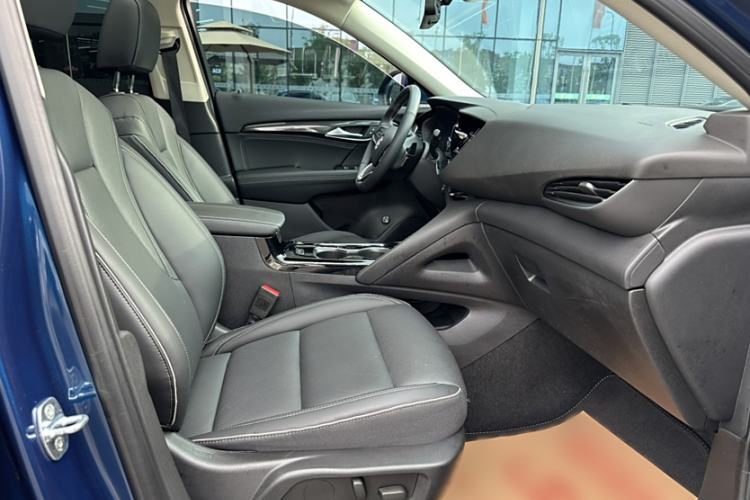 Used Buick Envision 2023 Encore Plus 652T Five-Seat Luxury Model
