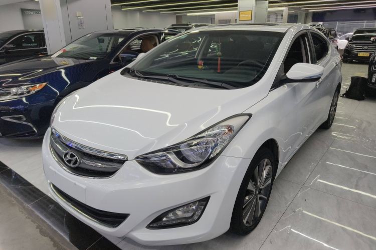 Used Hyundai Elantra 2015 1.6L Automatic Leading Model
