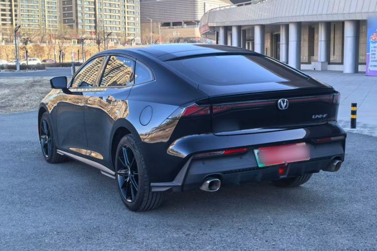 Used Changan UNI-V iDD 2023 ZhiDian iDD 1.5T 113km ZhiKu Model