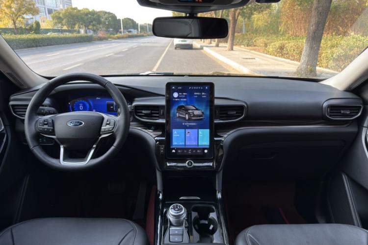 Used Ford Explorer 2020 EcoBoost 285 4x4 Titanium Edition 6 Seats
