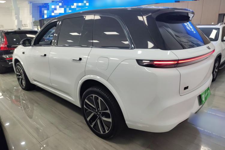 Used Li Auto L8 2023 Pro Model
