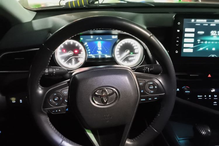 Used Toyota Camry 2021 2.0G Luxury Edition
