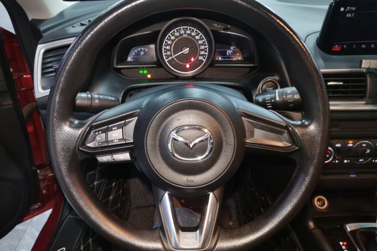 Used Mazda Mazda 3 Axela 2017 Hatchback 1.5L Automatic Luxury Model Emission Standard China V