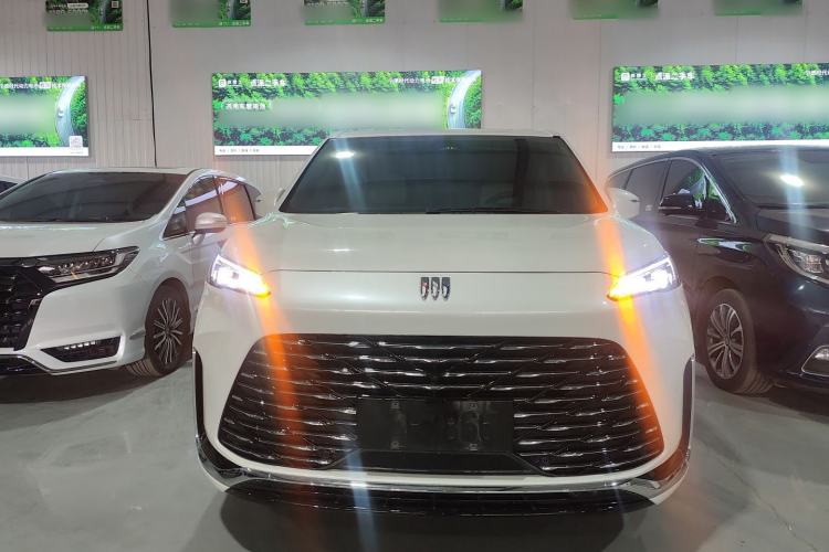 Used Buick GL8 New Energy 2025 Lu Shang Luxury Edition 7-Seater
