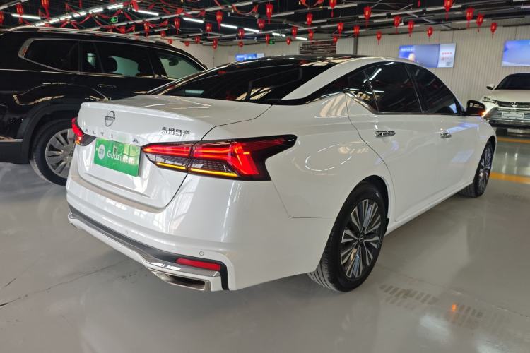 Used Nissan Teana 2022 2.0L XL-Upr Enjoyment Edition