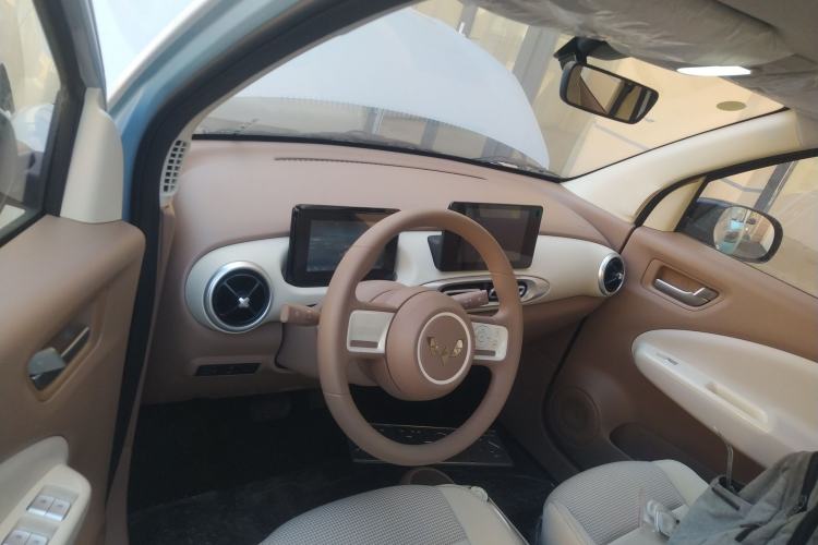 Used Wuling Hongguang MINIEV 2025 Four-Door Version Zhenxiang+ Edition
