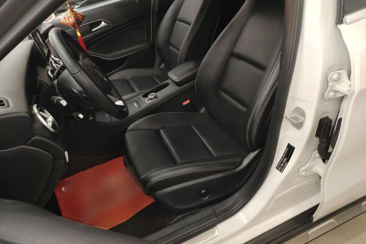 Used Mercedes-Benz GLA 2016 GLA 200 Fashion Model