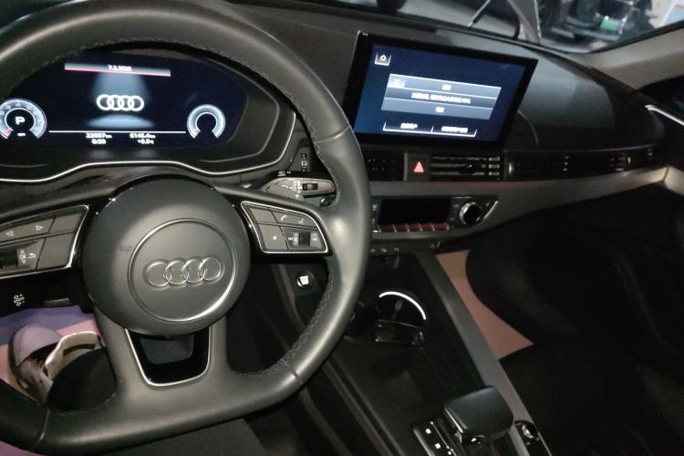 Used Audi A4L 2022 40 TFSI Fashion Dynamic Model
