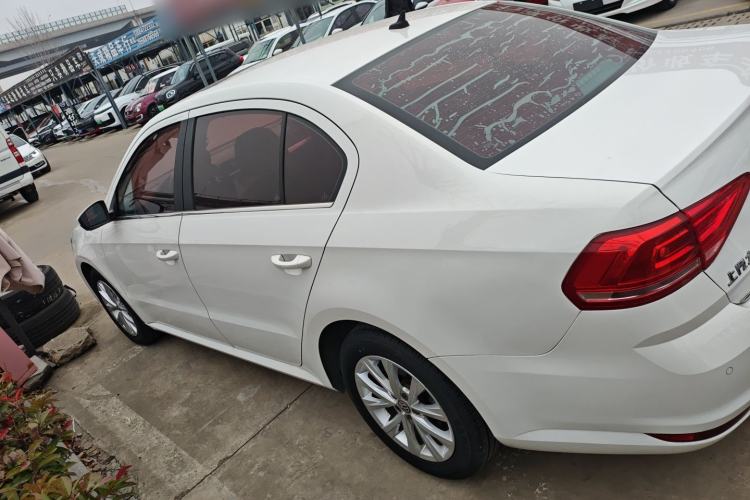 Used Volkswagen Lavida 2017 1.6L Automatic Comfort Edition
