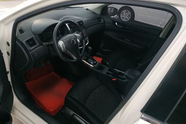 Used Nissan Tiida 2016 1.6L CVT Cool Dynamic Edition
