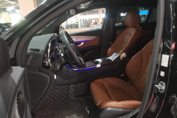 Used Mercedes-Benz GLC Coupe 2022 Refreshed GLC 260 4MATIC Coupe SUV
