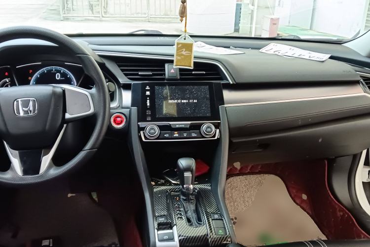 Used Honda Civic 2016 220TURBO CVT Luxury Edition
