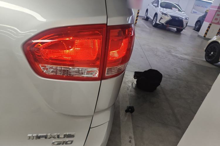 Used SAIC MAXUS G10 2014 2.0T Automatic Elite Edition
