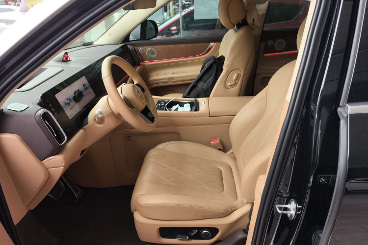 Used Hima AITO M9 2024 Range-Extended Ultra Version 52 kWh 5-Seater Model
