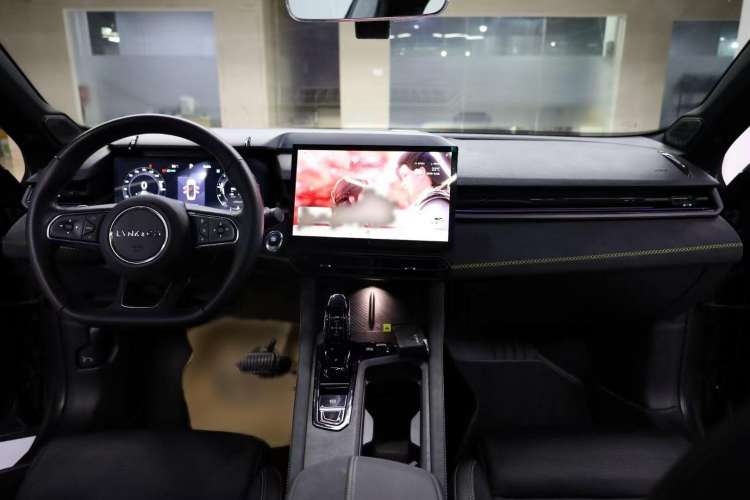 Used Lynk & Co 03 2023 2.0TD DCT JingPro
