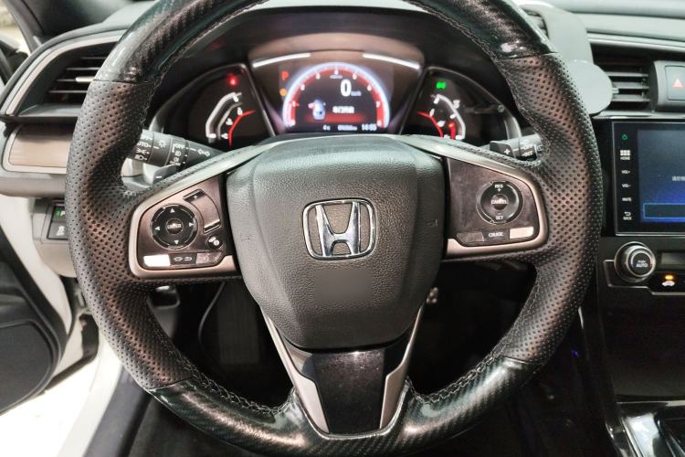 Used Honda Civic 2021 HATCHBACK 220TURBO CVT Trendy Cool Edition
