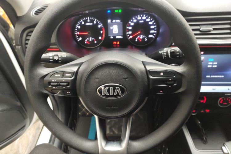 Used Kia KX Cross 2017 1.4L AT GLS
