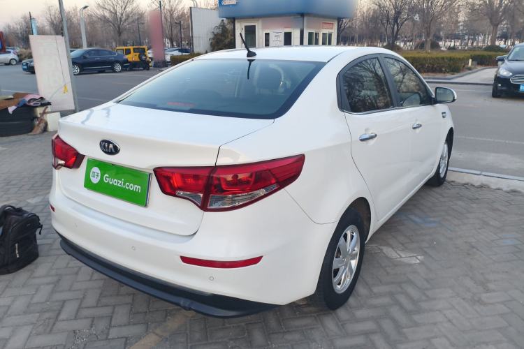 Used Kia K2 2015 Sedan 1.4L MT GLS