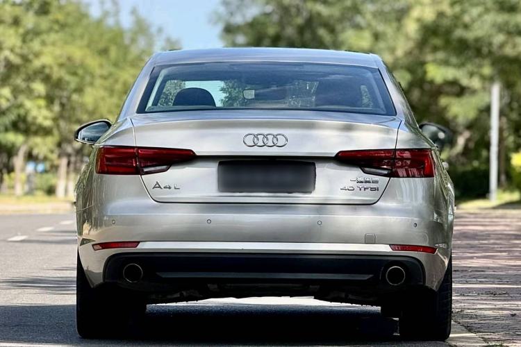 Used Audi A4L 2017 Plus 40 TFSI Ambition Model
