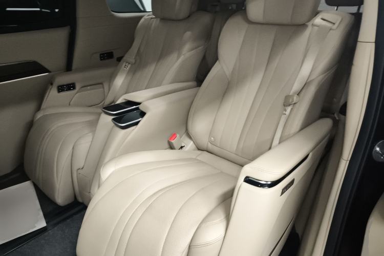 Used Buick Century 2023 2.0T Seven-Seater Deluxe Edition