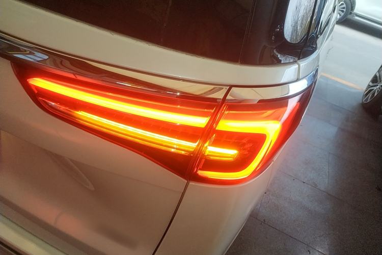 Used Buick GL8 2023 ES Lu Zun Comfort Model
