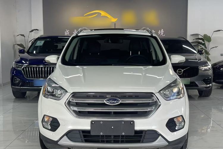 Used Ford Kuga 2018 Facelifted EcoBoost 180 Two-Wheel-Drive Platinum Wing Edition
