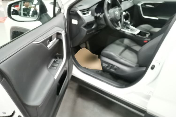 Used Toyota Wildlander 2023 Dual-Motor 2.5L E-CVT Four-Wheel Drive Prestige Edition
