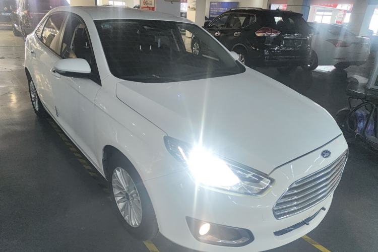 Used Ford Escort 2015 1.5L Automatic Comfort Model
