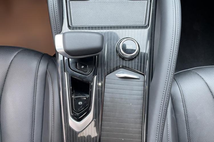 Used Geely Auto Monjaro L 2023 2.0TD High-Power Automatic Two-Wheel Drive Flagship Version
