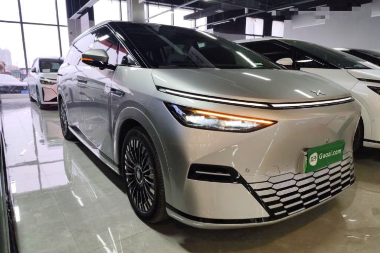 Used XPeng X9 2025 740 Ultra-Long Range Max
