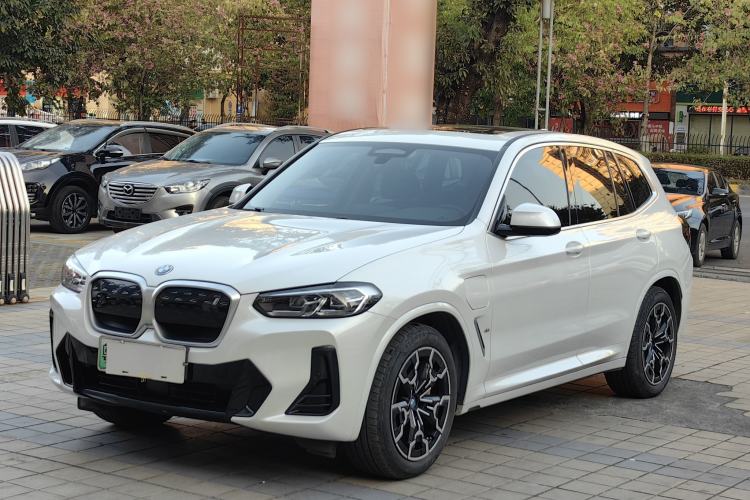 Used BMW iX3 2023 Leading Model
