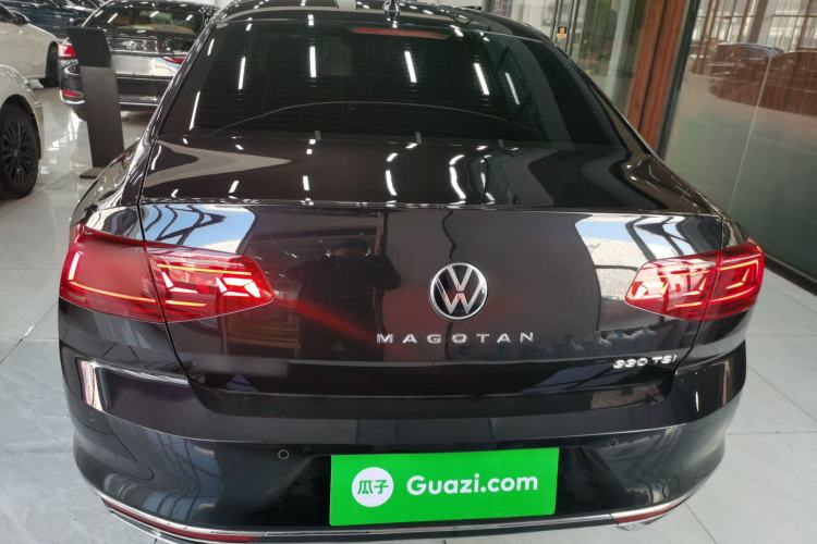 Used Volkswagen Magotan 2023 2 Million Units Limited Edition 330TSI DSG Leading Version
