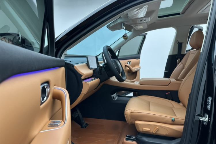 Used Leapmotor C16 2024 Range-Extended 200 Luxury Edition
