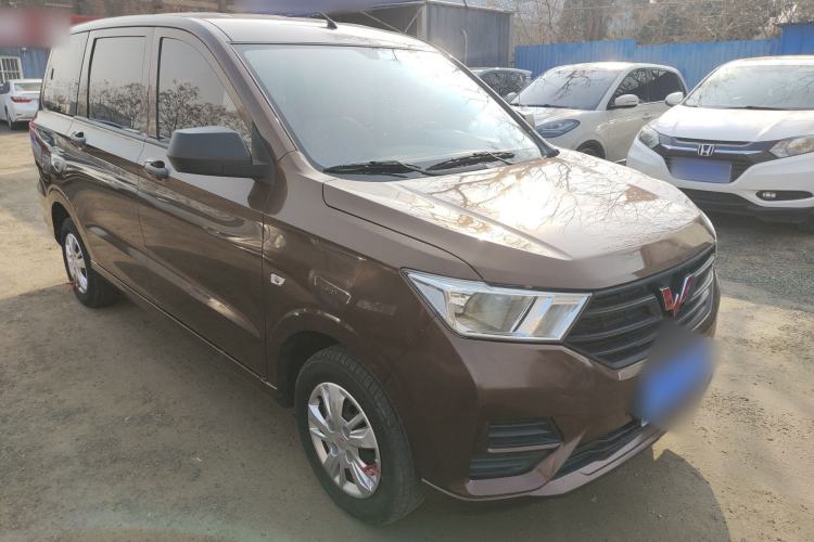 Used Wuling Hongguang 2019 1.5L S Basic Version China VI Standard LAR

