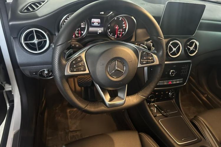 Used Mercedes-Benz GLA 2019 GLA 200 Dynamic Edition