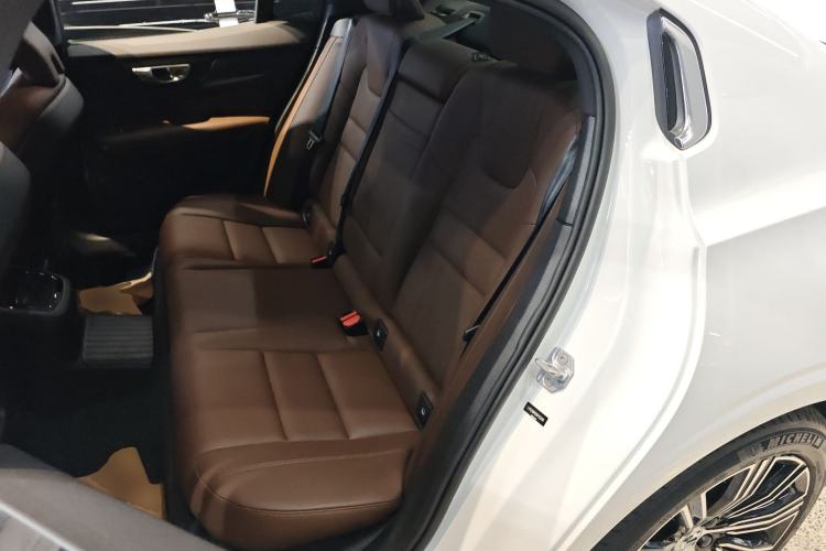 Used Volvo S60 New Energy 2022 T8 eDrive Hybrid All-Wheel Drive Smart Luxury Edition
