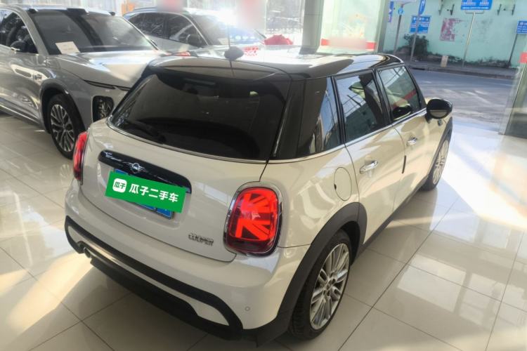 Used  MINI 2022 1.5T COOPER Classic Edition Five-Door Version

