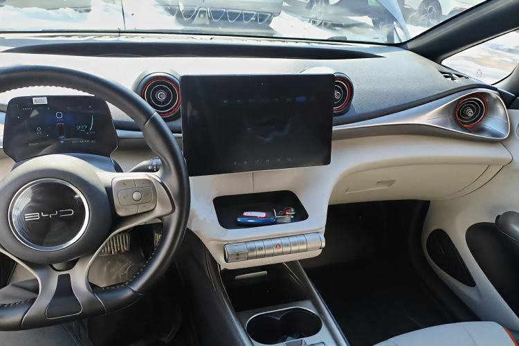 Used BYD Dolphin 2021 405 km Fashion Edition
