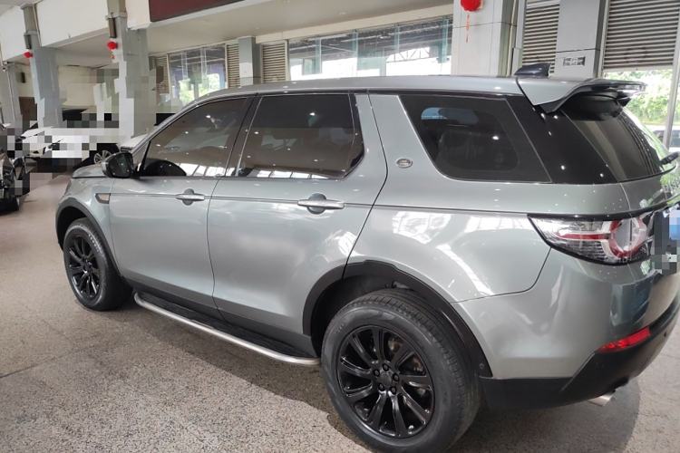 Used Land Rover Discovery Sport 2018 240 PS SE Version
