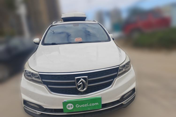 Used Baojun 730 2017 1.5T Manual Prestige Version 7 Seats
