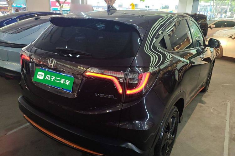 Used Honda Vezel 2022 1.5L CVT Phantom Night Pioneer Edition
