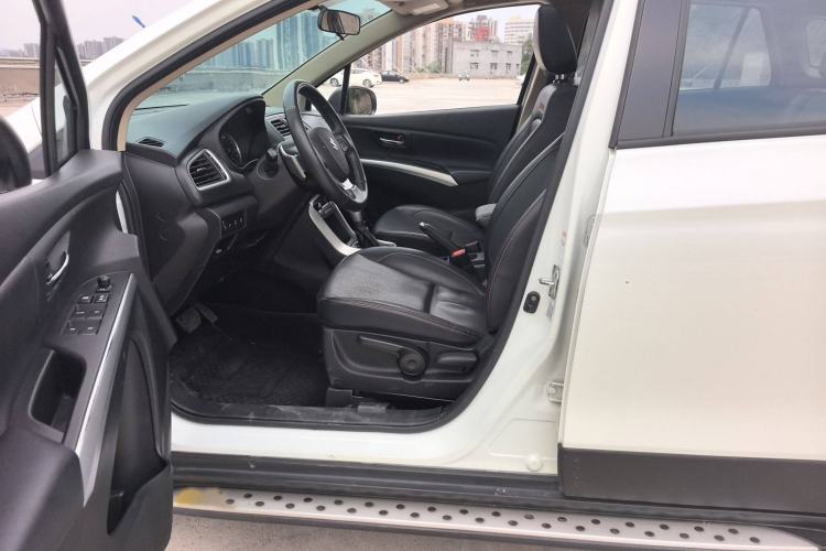 Used Suzuki S-Cross 2015 1.4T Automatic Two-Wheel Drive Prestige Model
