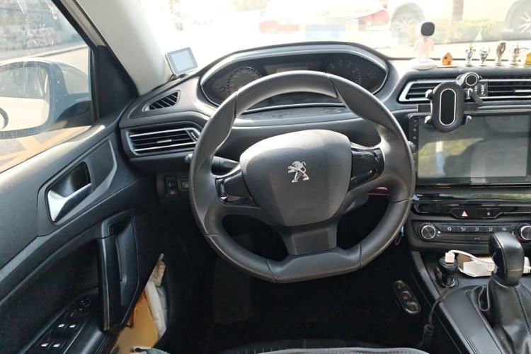 Used Peugeot 308 2016 1.6L Automatic Fashion Edition
