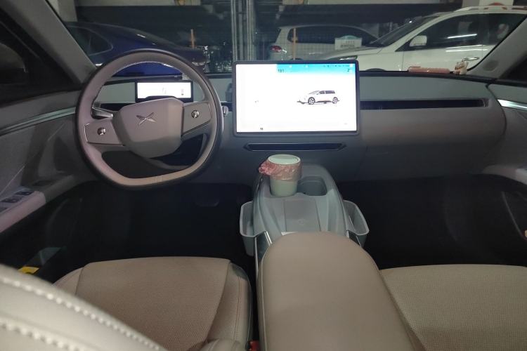 Used XPeng MONA M03 2024 620 with Ultra-Long Range
