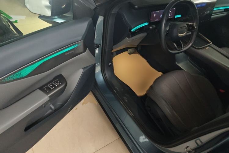 Used Lynk & Co 07 2024 EM-P 126 Long-Range Ultra