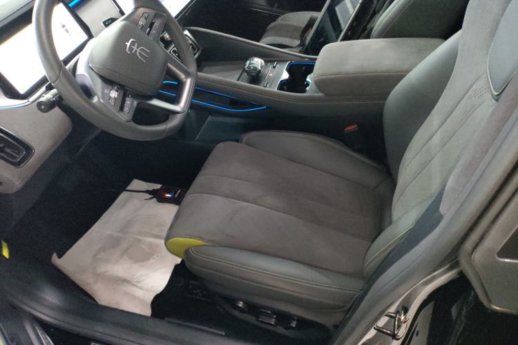 Used BYD Song L EV 2025 Intelligent Driving Version 602 km Range LiDAR-equipped All-Wheel-Drive Type