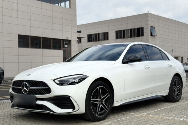 Used Mercedes-Benz C-Class 2024 Facelift C 260 L Night Edition Sport Version
